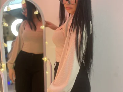 AlexaBlossome live VR cam preview at vrcamshot.com