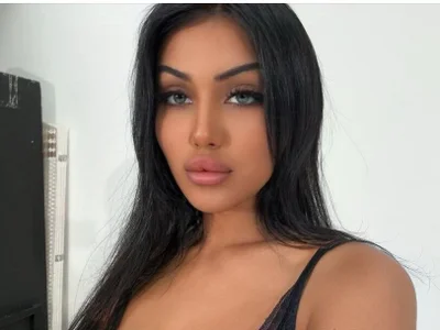 AlexaValmont - VR cam model preview