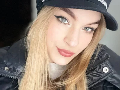 AlinaLiii - VR cam model preview