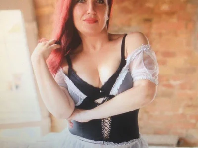 AmandaSandX - VR cam model preview