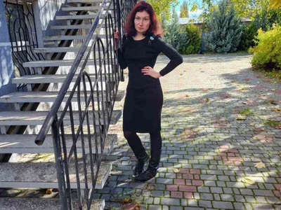 AmiraGoldd - Live VR cam preview