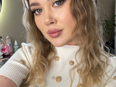 AnnaWillowX - VR cam model preview