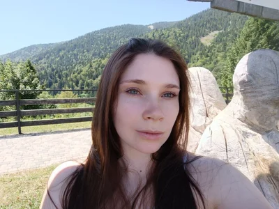 AuroraKey live VR cam preview at vrcamshot.com
