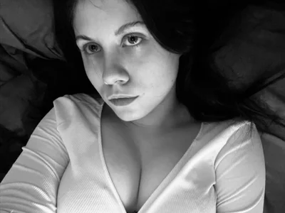 BellaWink live VR cam preview at vrcamshot.com