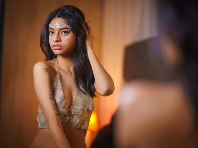 DaliaCruz - Spy VR couples VR cam model