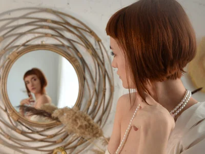 Dearly_kitty live VR cam preview at vrcamshot.com