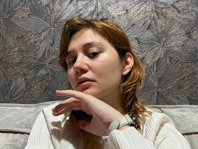 ElizabethRedWings - VR cam model preview