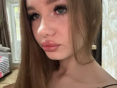 Ella_Butler live VR cam preview at vrcamshot.com
