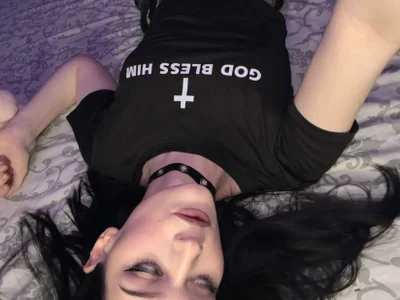 Emily__Wood - Student VR trans VR cam model