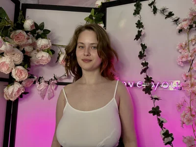 EricaWilds live VR cam preview at vrcamshot.com
