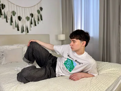 Ethan_Crowe - Yoga VR men VR cam model