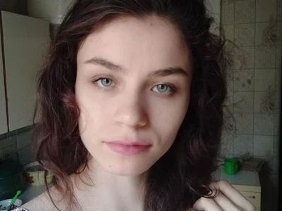 HeavenElle live VR cam preview at vrcamshot.com