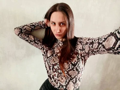 ItsMeAnnaBelle - VR cam model preview