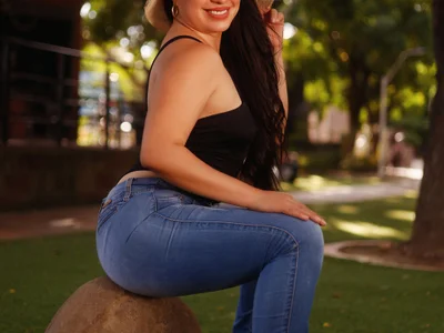 Katta_Gil live VR cam preview at vrcamshot.com