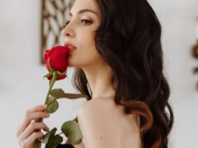 KaylaGraceful live VR cam preview at vrcamshot.com