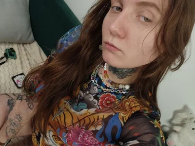 Lappyloo live VR cam preview at vrcamshot.com