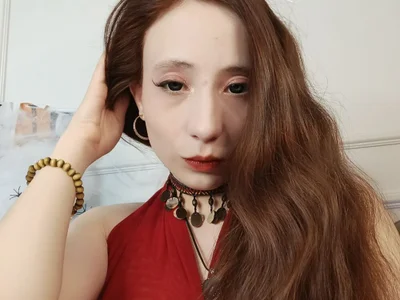 Lea_much live VR cam preview at vrcamshot.com