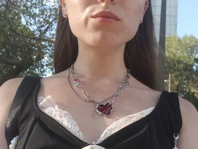 LilaSims live VR cam preview at vrcamshot.com