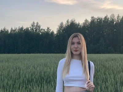 LinaRayy - VR cam model preview