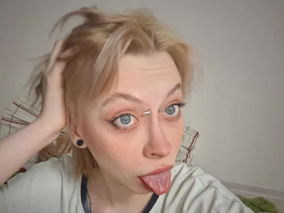 MimmiMouse live VR cam preview at vrcamshot.com