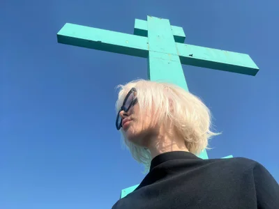 Monro_Doll live VR cam preview at vrcamshot.com