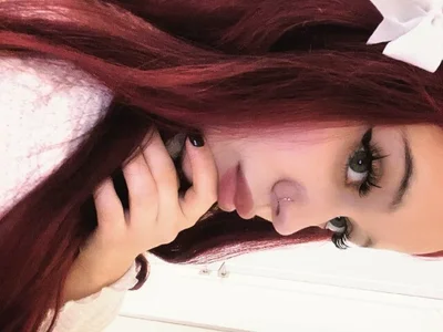 NancyNoble live VR cam preview at vrcamshot.com