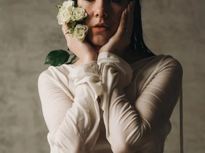 NikkiGoldSide live VR cam preview at vrcamshot.com