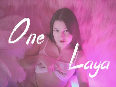 OneLaya live VR cam preview at vrcamshot.com