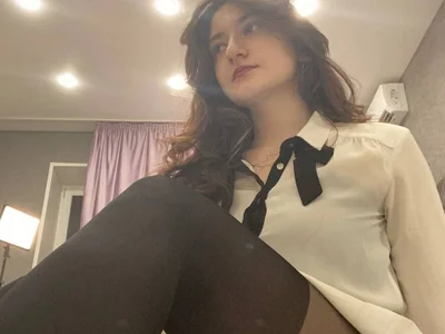 RosieGloom live VR cam preview at vrcamshot.com