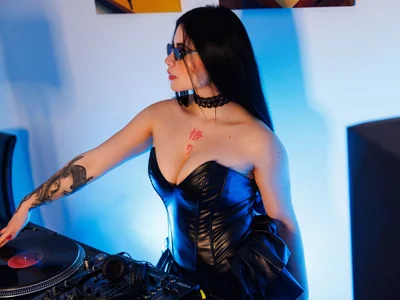 SatyaDj live VR cam preview at vrcamshot.com