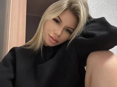 Sidny_Beth live VR cam preview at vrcamshot.com