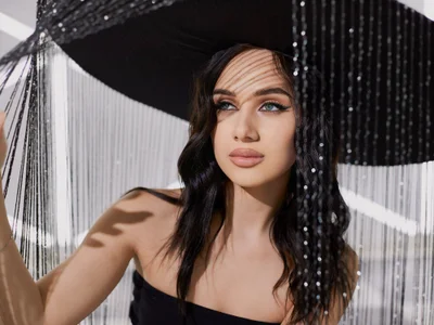 StacyHarland live VR cam preview at vrcamshot.com