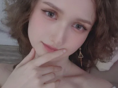 SunshineBlaze live VR cam preview at vrcamshot.com