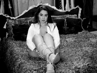 VanessaDoyle - Live VR cam preview