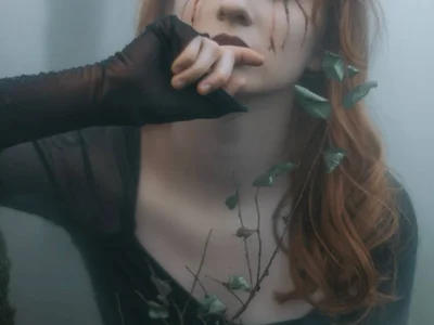 WICKEDEMBER live VR cam preview at vrcamshot.com