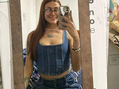 Zoe_star_ - Live VR cam preview