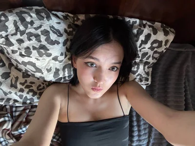 _luny_ - Live VR cam preview