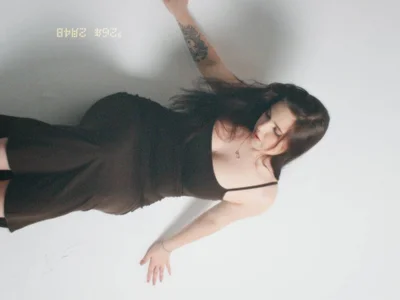 avery_sun - Live VR cam preview