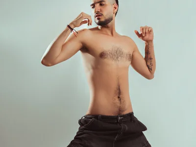 bryXonStorm - Yoga VR men VR cam model